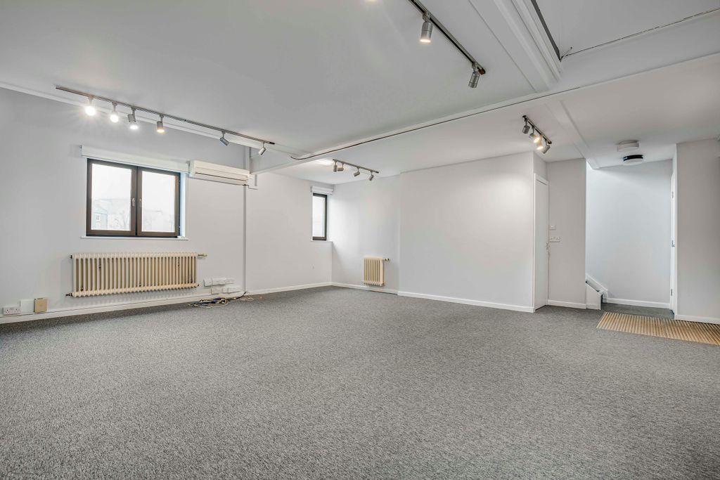 Property photo 3 of 12 Forest_Real_Estate-_8_Iron_Bridge_House-2.Jpg