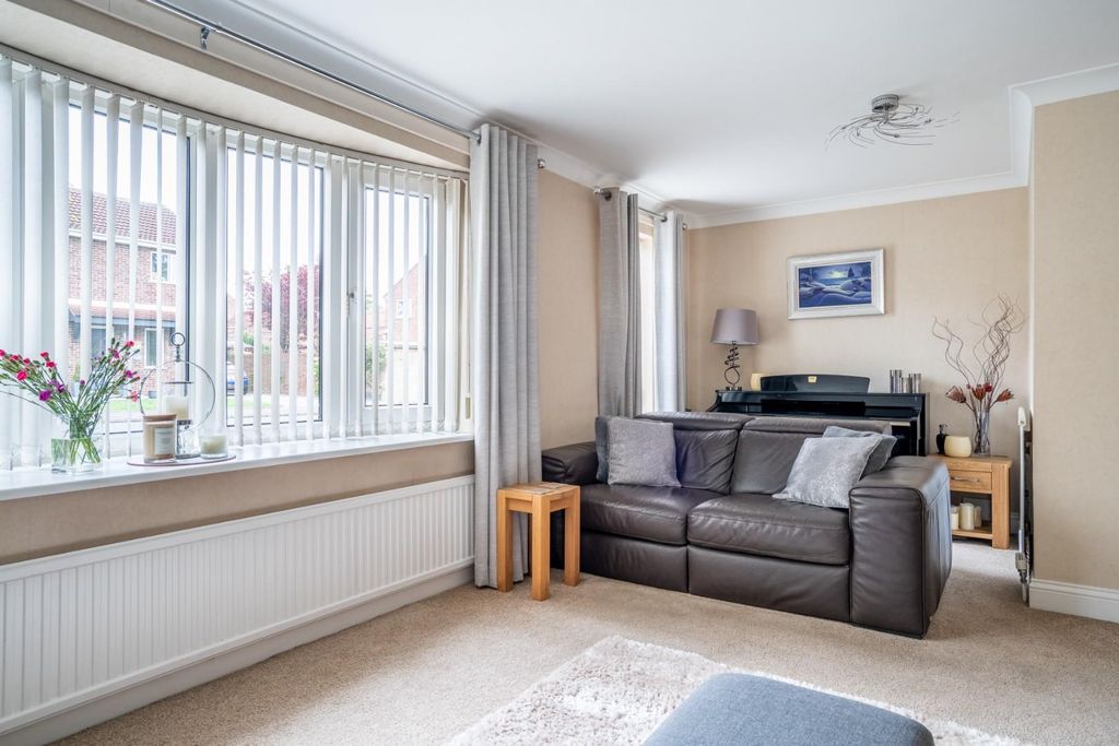 Property photo 3 of 18 Wfr-5.Jpg