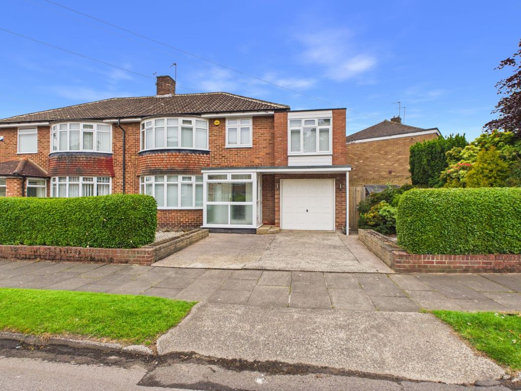 Property photo 1 of 15 External