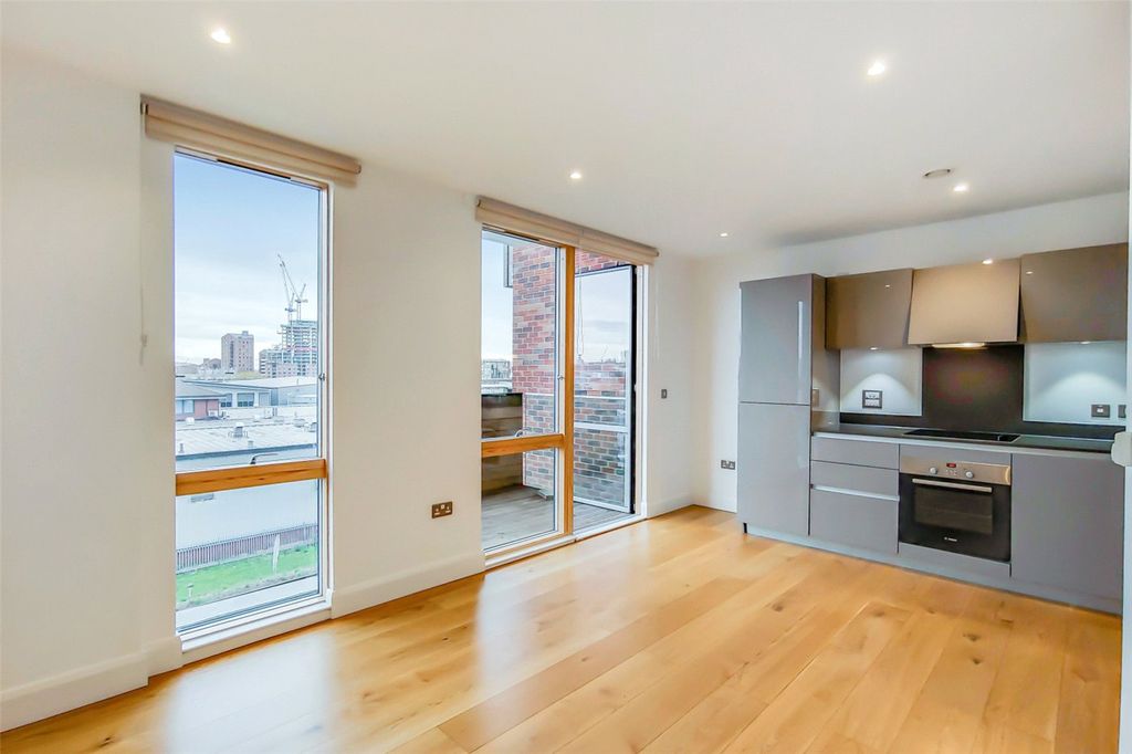 Property photo 1 of 10 Picture No. 20