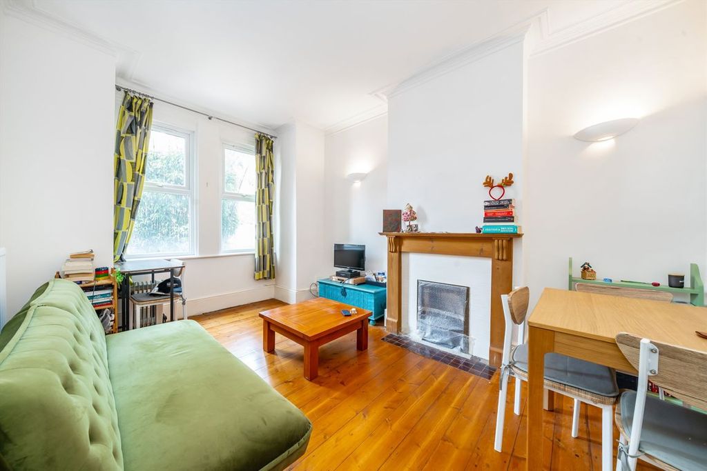 Property photo 2 of 5