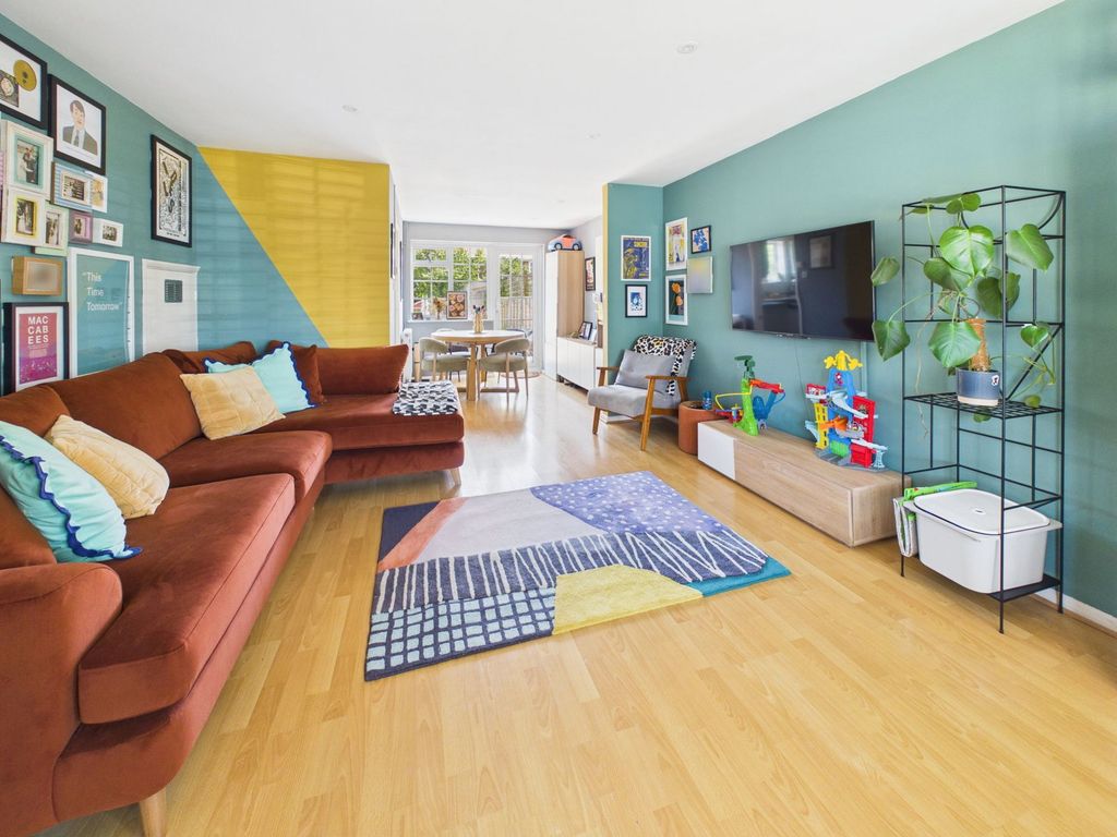 Property photo 2 of 15