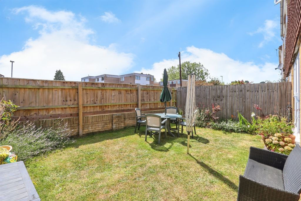 Property photo 2 of 12