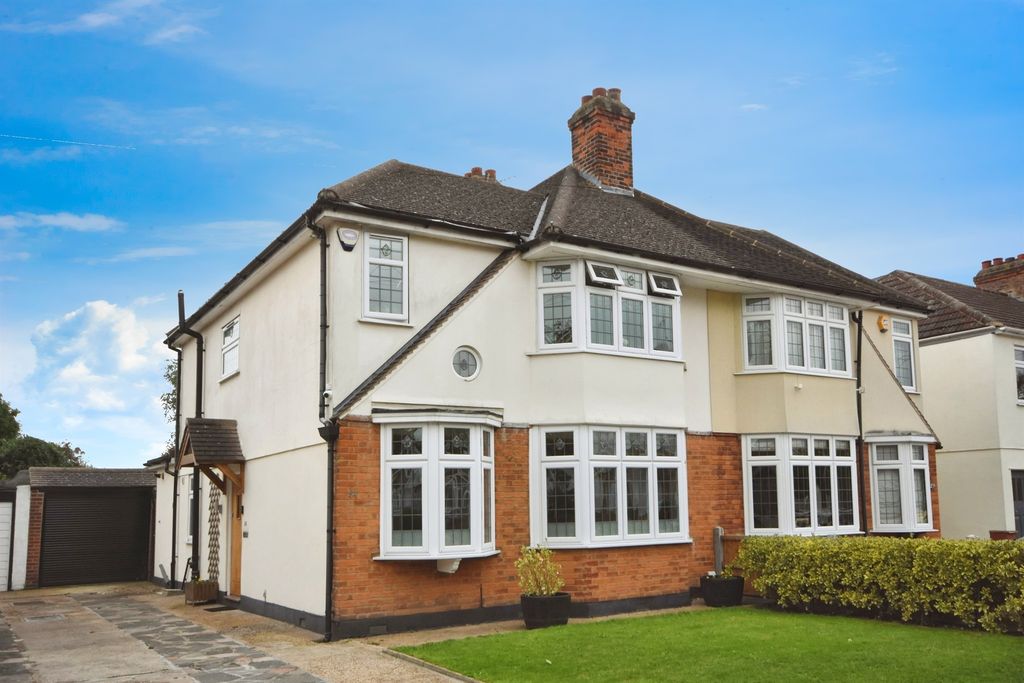 Property photo 1 of 17
