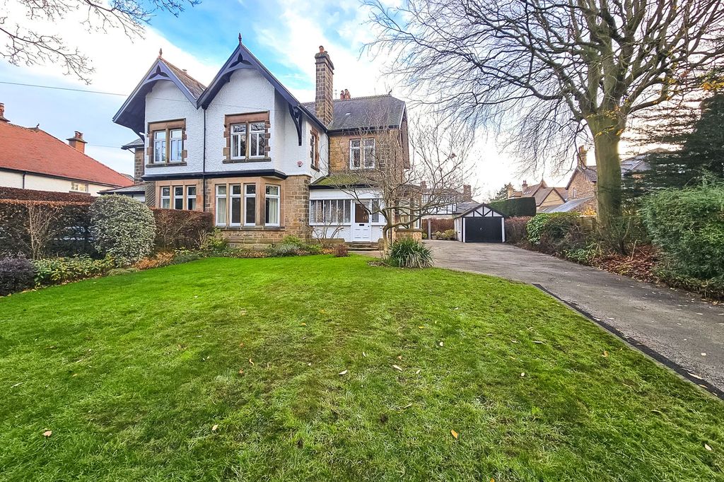 Property photo 1 of 25