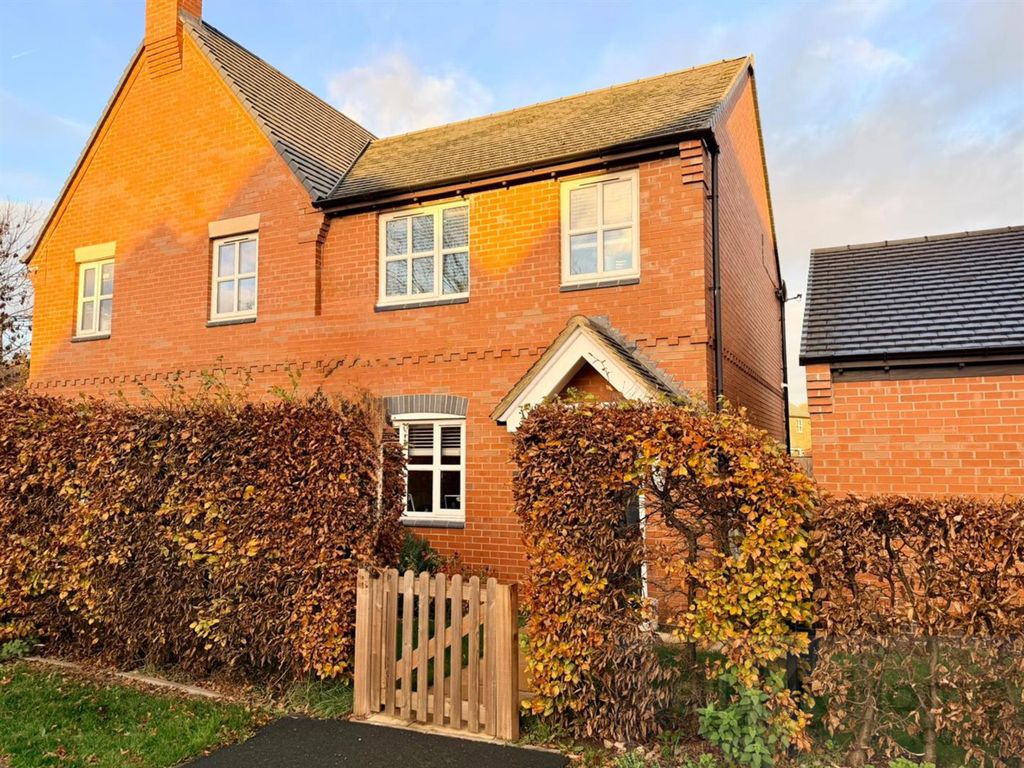 Property photo 1 of 15 Front