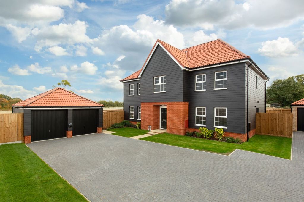 Property photo 1 of 10 Glidewell