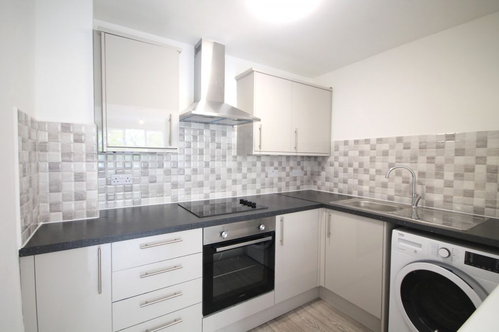 Property photo 2 of 10 Gallery