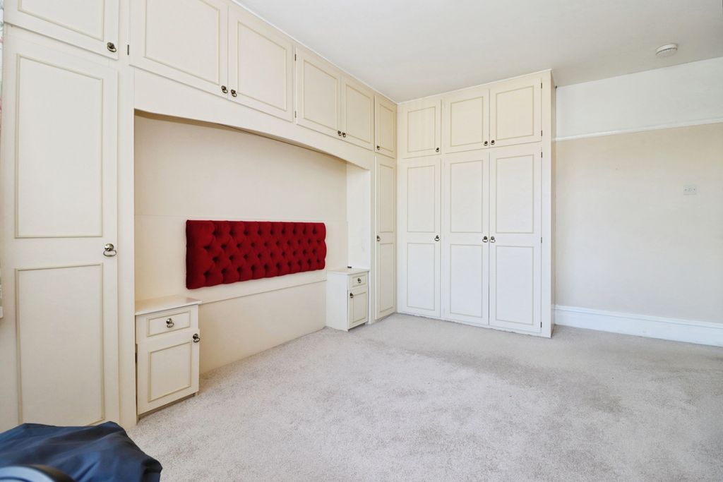Property photo 3 of 17 Pbox-Img.Jpg