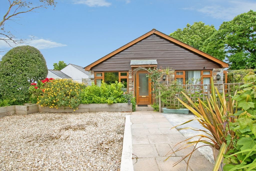 Property photo 1 of 21 Pbox-Img.Jpg