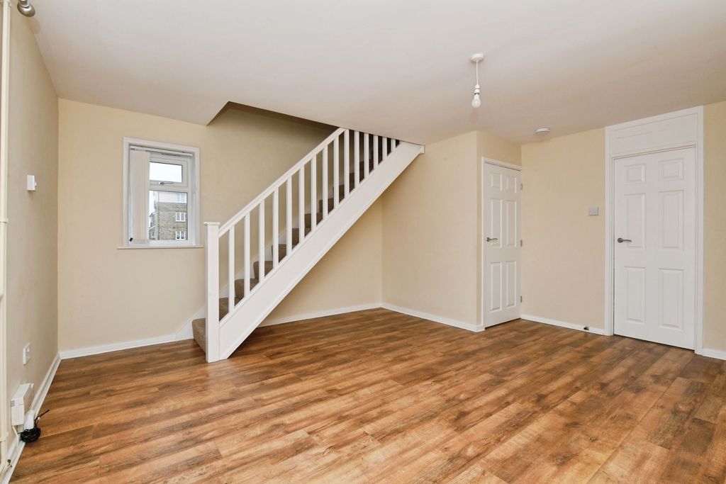 Property photo 2 of 16 Photo