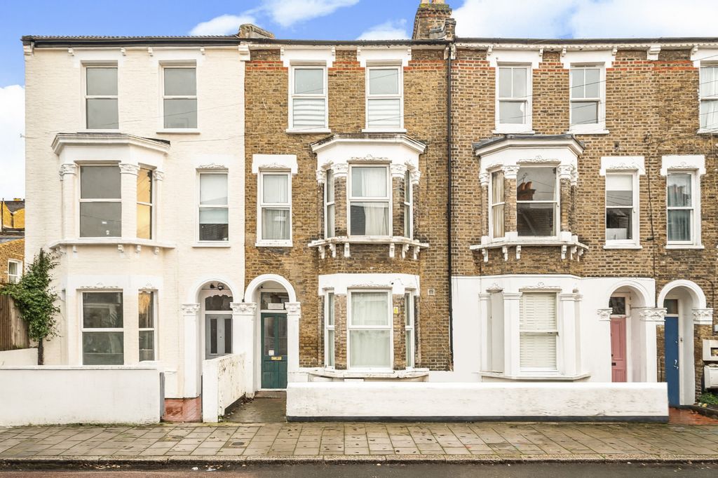 Property photo 2 of 3