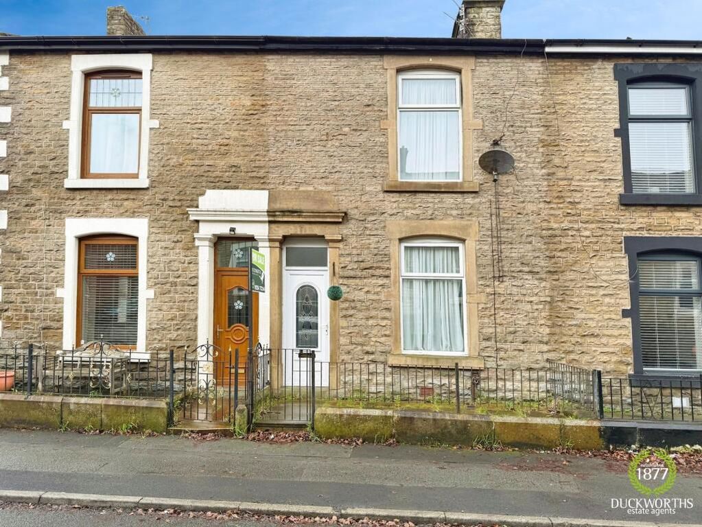 Property photo 1 of 17