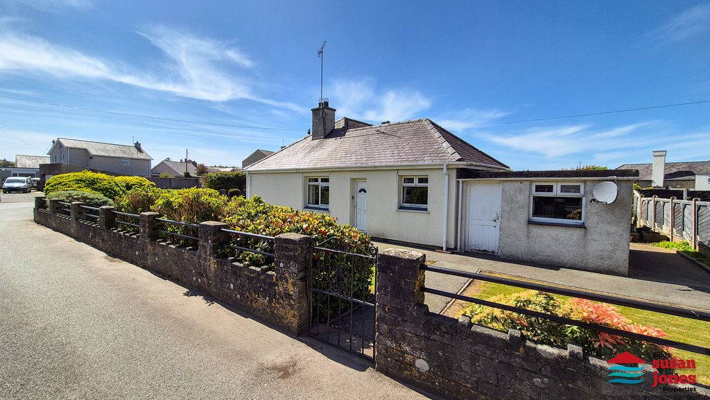 Property photo 3 of 19