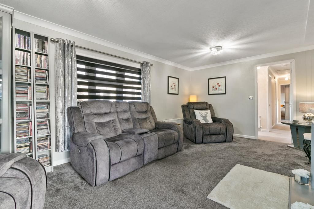 Property photo 3 of 30