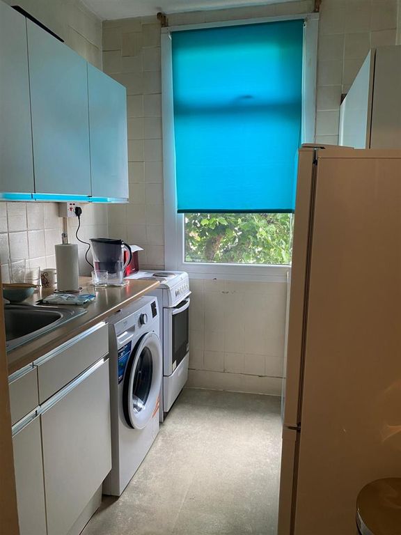 Property photo 2 of 6 Kitchen.Jpg