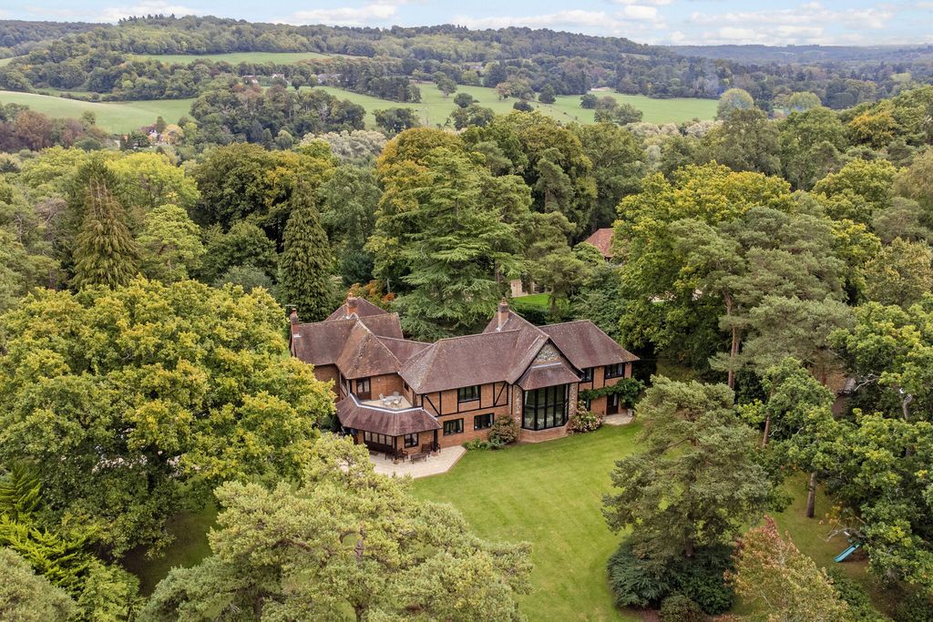 Property photo 1 of 25