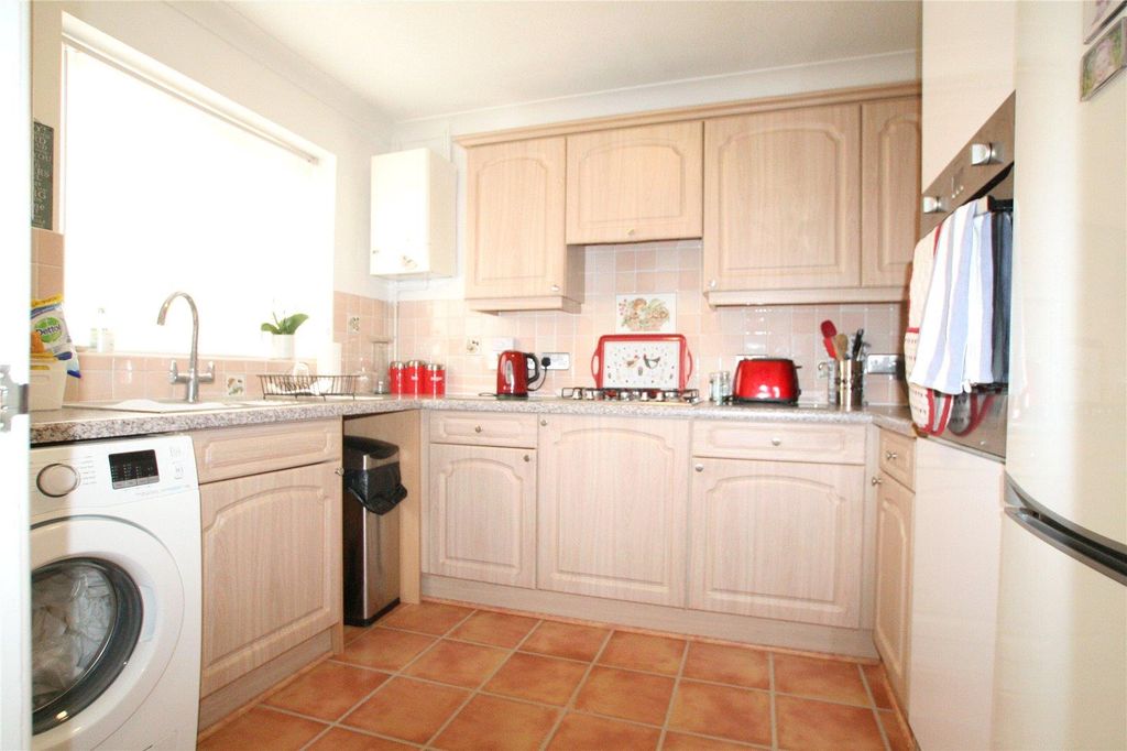 Property photo 3 of 9