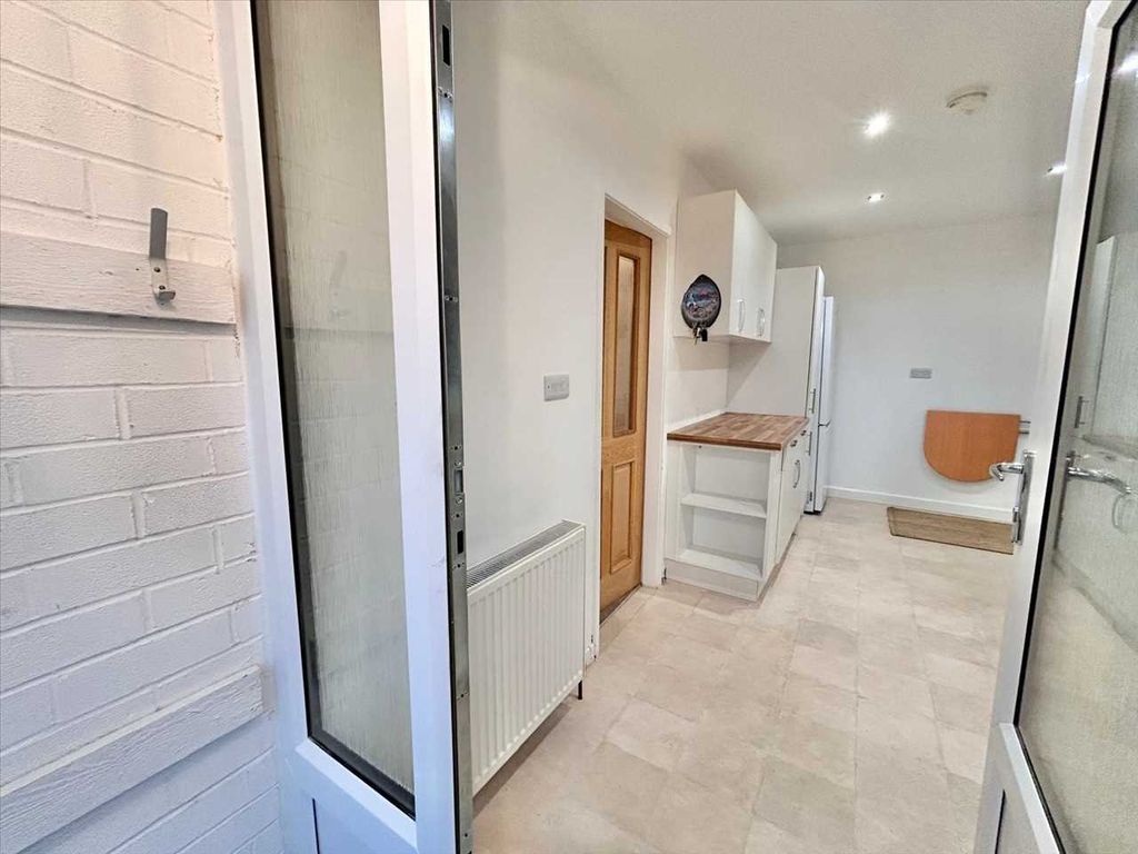 Property photo 3 of 21 Entrance Porch