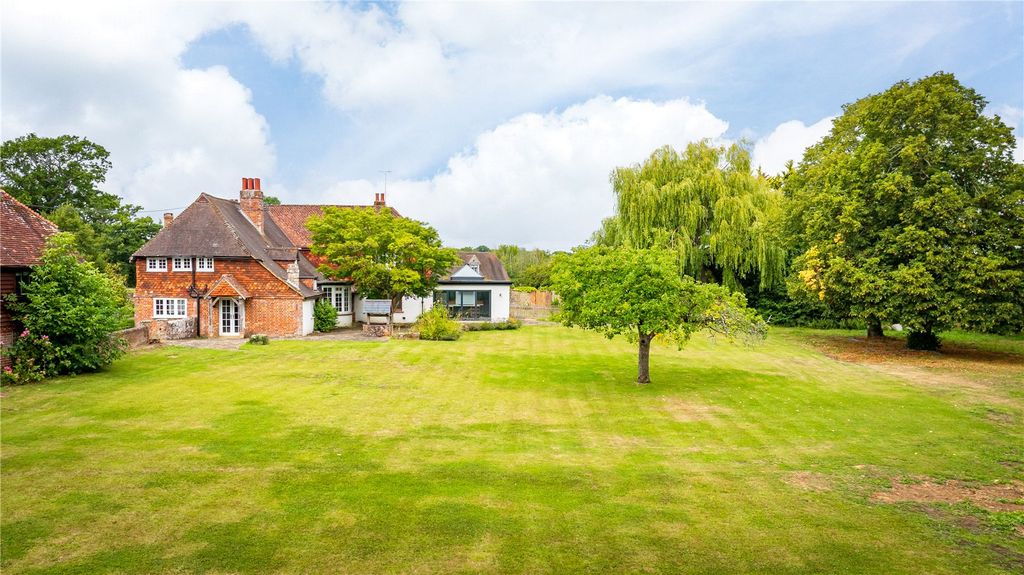 Property photo 1 of 46 House. Partnership