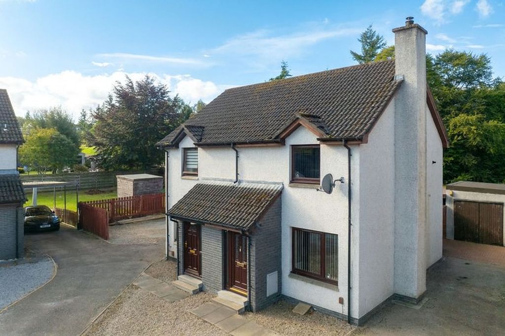 Property photo 1 of 24