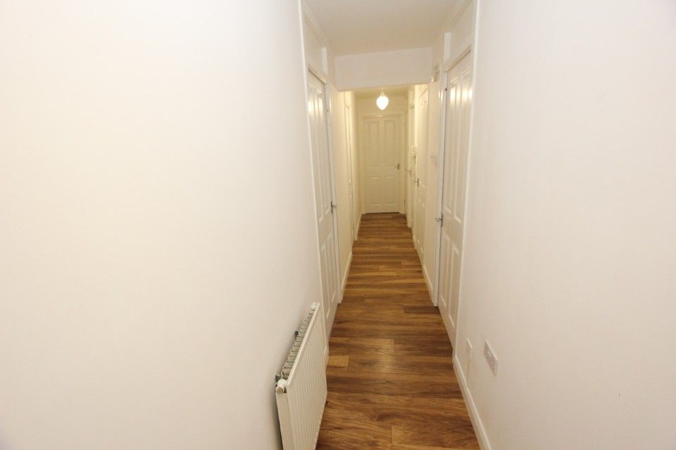 Property photo 3 of 18 Hall