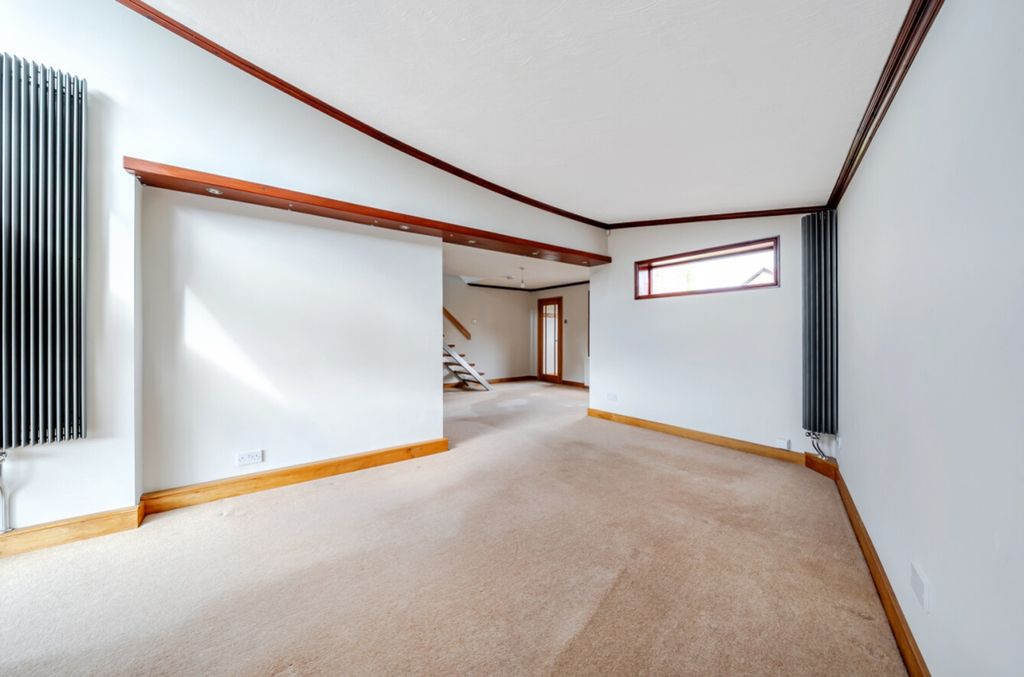 Property photo 3 of 20 Ewemove Harrogate Living Dining Areas5