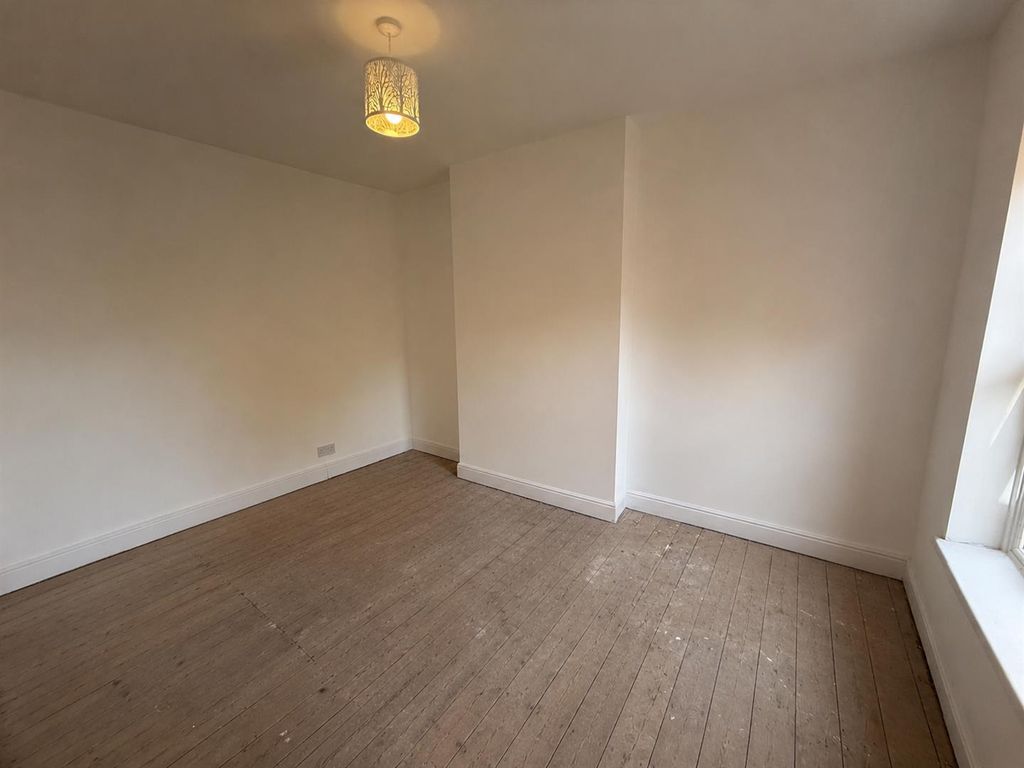 Property photo 3 of 4 288Ea0Eb-d4cc-4303-9Bea-37F424F8F237.Png