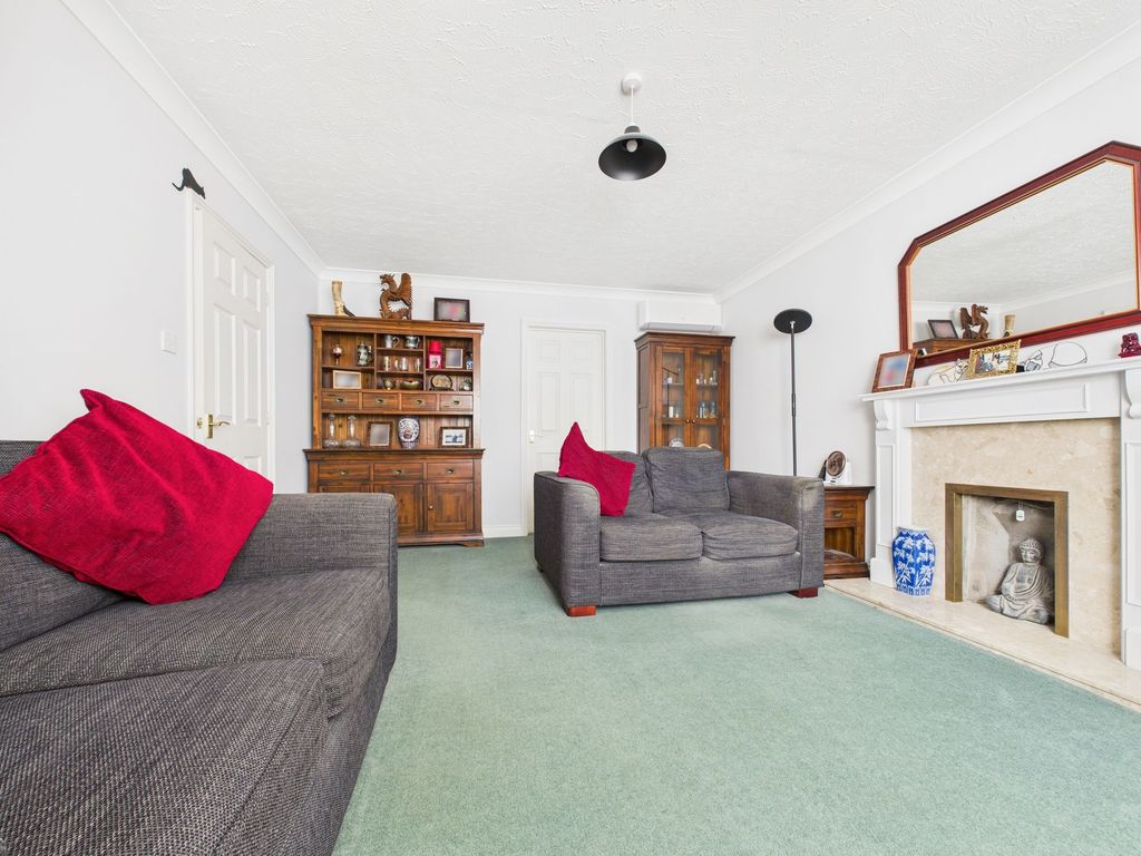 Property photo 3 of 19