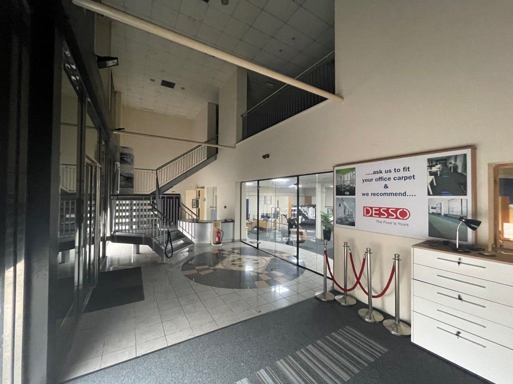 Property photo 2 of 5 Entrance