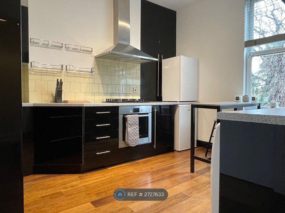 Property photo 3 of 4 Kitchen