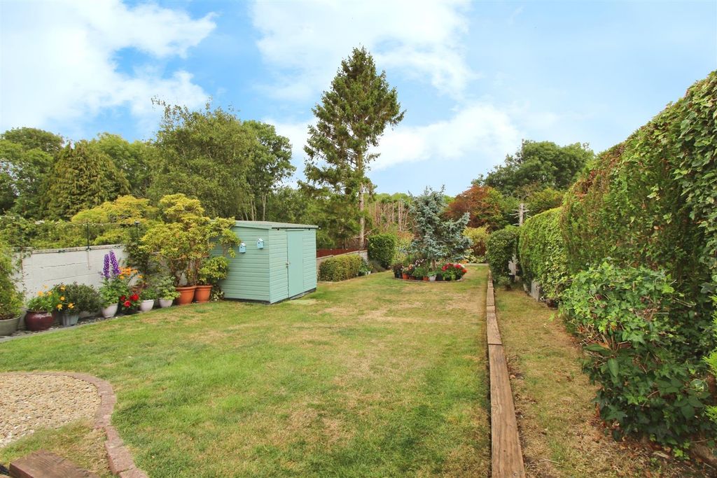 Property photo 3 of 35 Outside