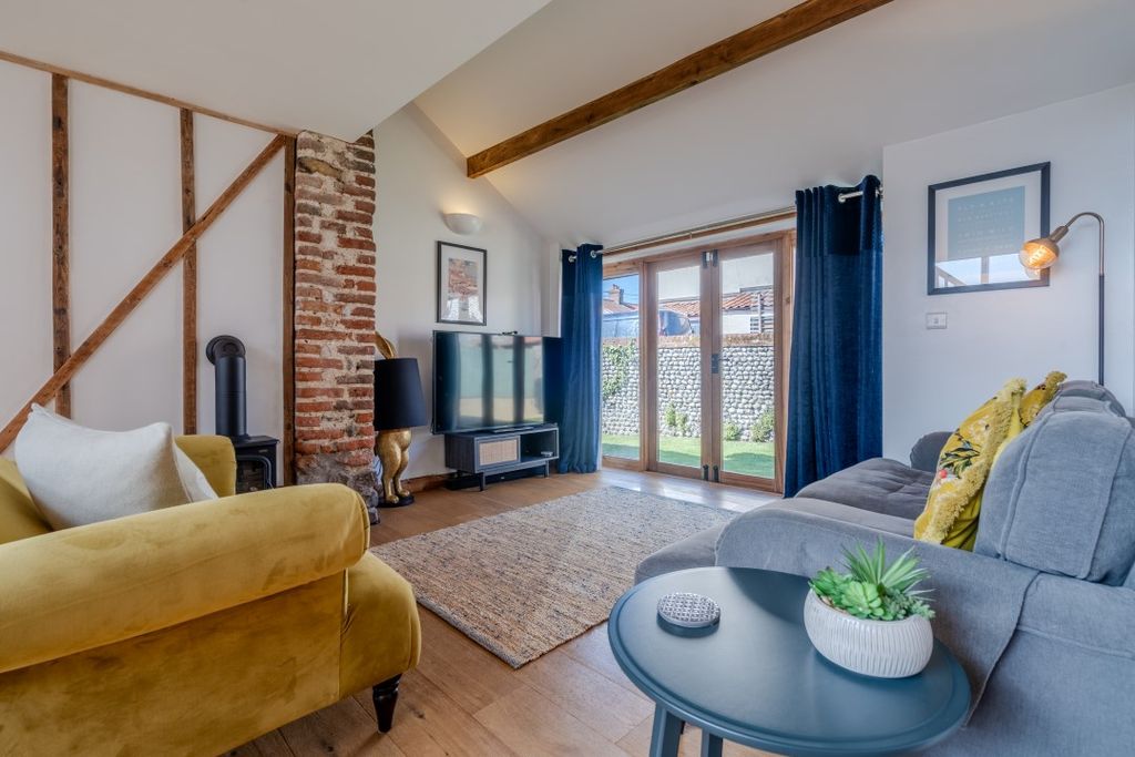 Property photo 3 of 22 Iq_00125-Hdr