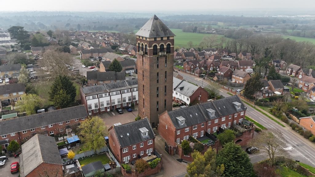 Property photo 1 of 9 Photo 1