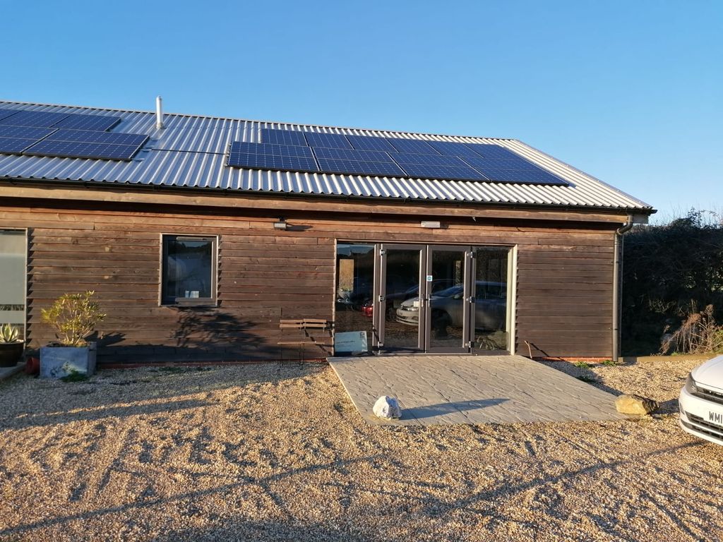 Property photo 1 of 1