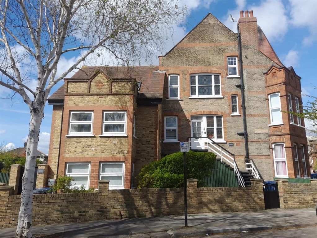 Property photo 2 of 11