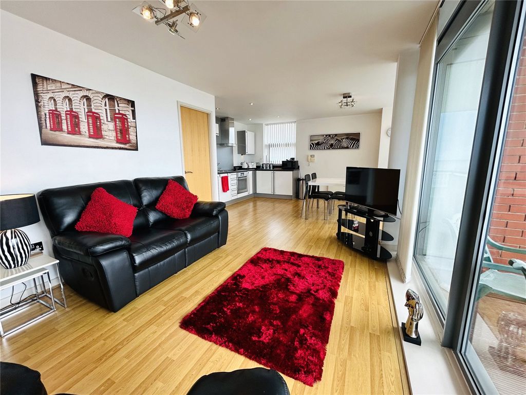 Property photo 2 of 22 Picture No. 10