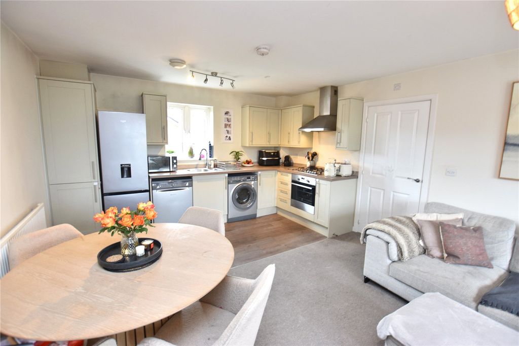 Property photo 2 of 14 Picture No. 14