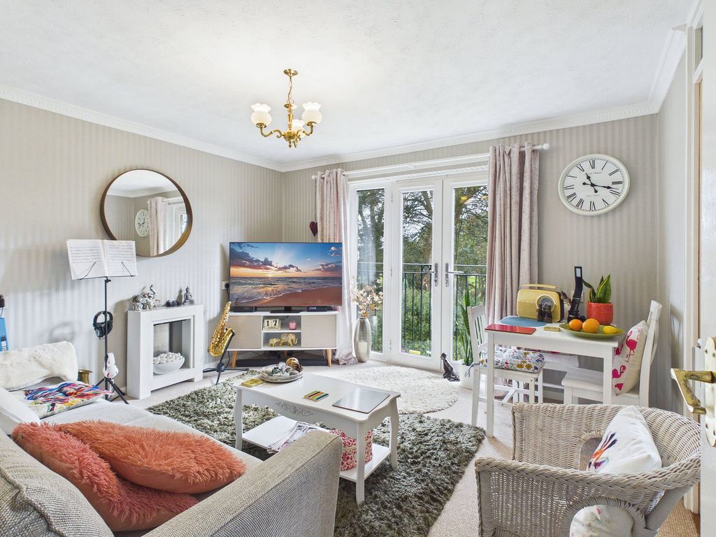 Property photo 3 of 14