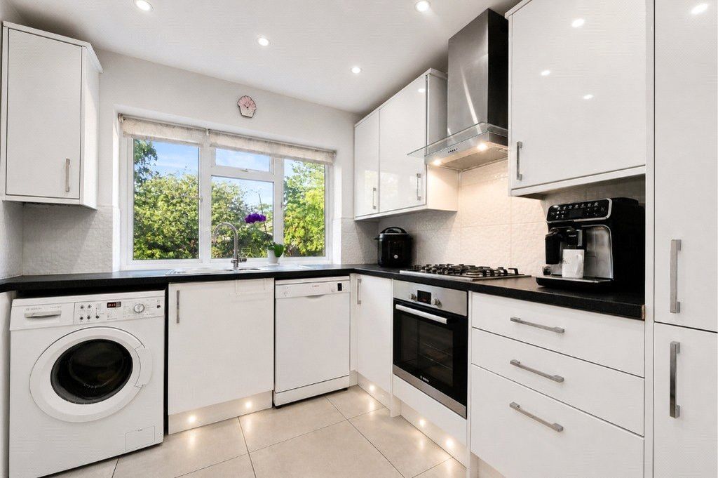 Property photo 2 of 13 Picture No. 29
