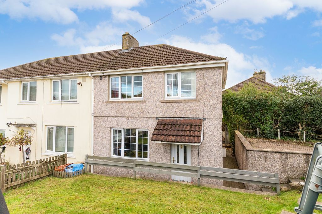 Property photo 1 of 21