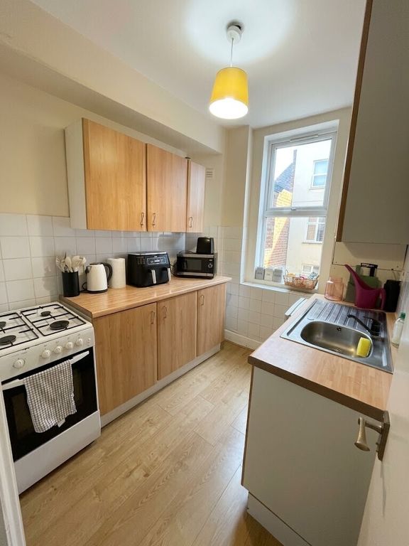 Property photo 2 of 8 E9001Aa7-Eb11-43F3-9