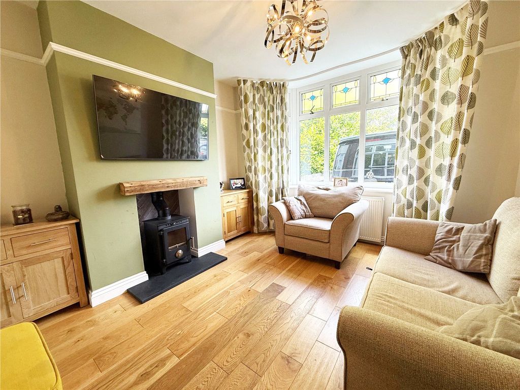 Property photo 3 of 21 Picture No. 52