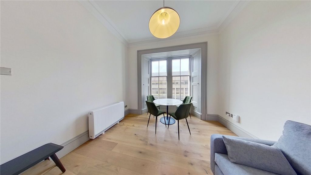 Property photo 3 of 18 Photo 3