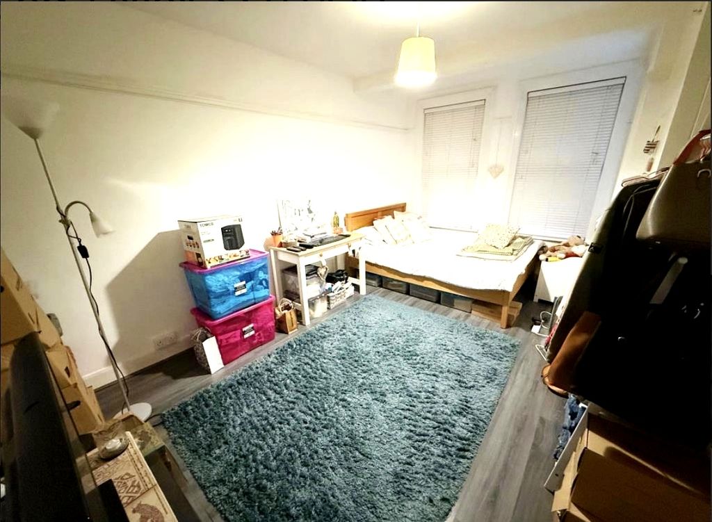 Property photo 2 of 6