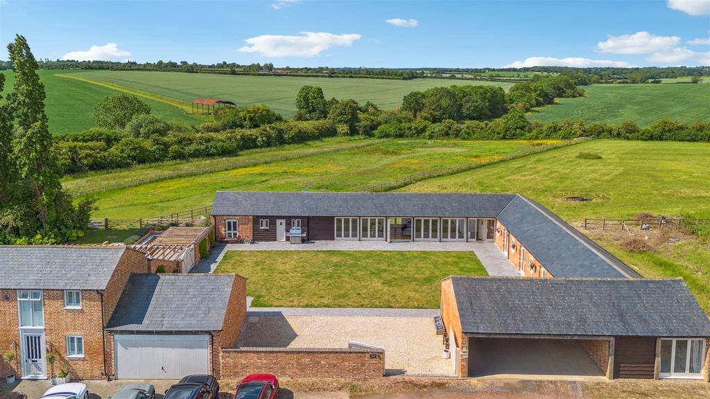 Property photo 1 of 26 Dji_0363-c0Aa0315A2d62Ebf70Ab7A9c86659807.Jpg