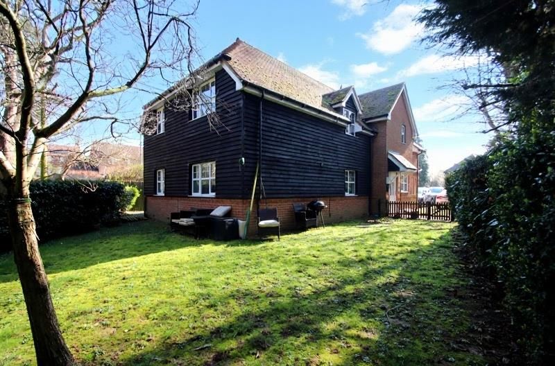 Property photo 1 of 13 Azy-5H0Kasxdvpbuitiwfa-Azy-5H0Kern1Haspzqqccg (3).