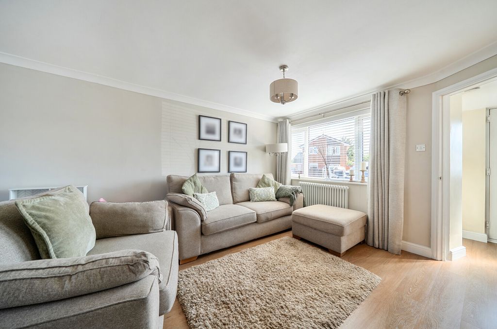 Property photo 2 of 20 1486353-14-6A590A...