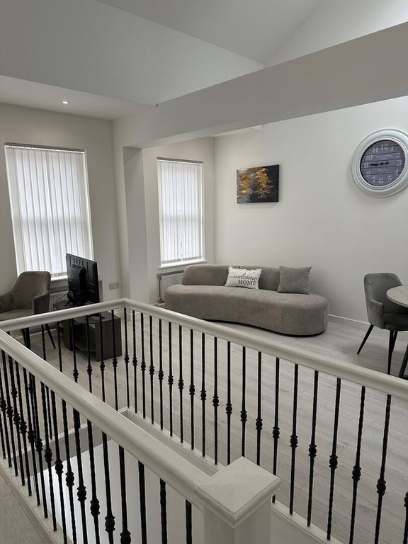 Property photo 3 of 4 Living Room