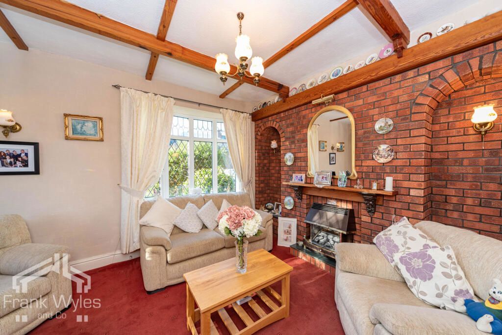 Property photo 2 of 13